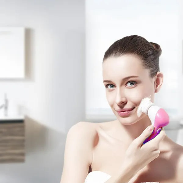Side view of waterproof facial cleansing brush